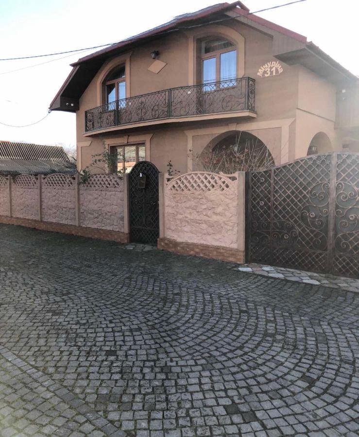 Катерина Hotel Chynadiyovo Eksteriør billede