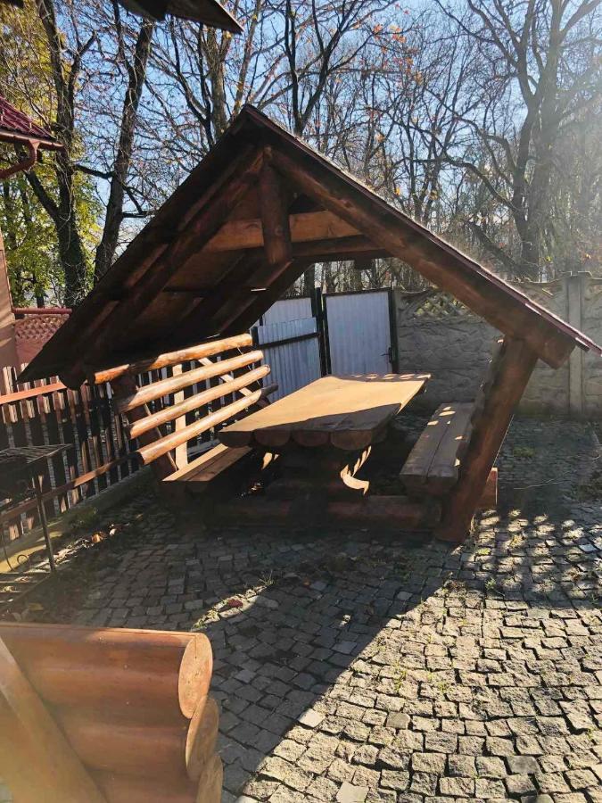Катерина Hotel Chynadiyovo Eksteriør billede