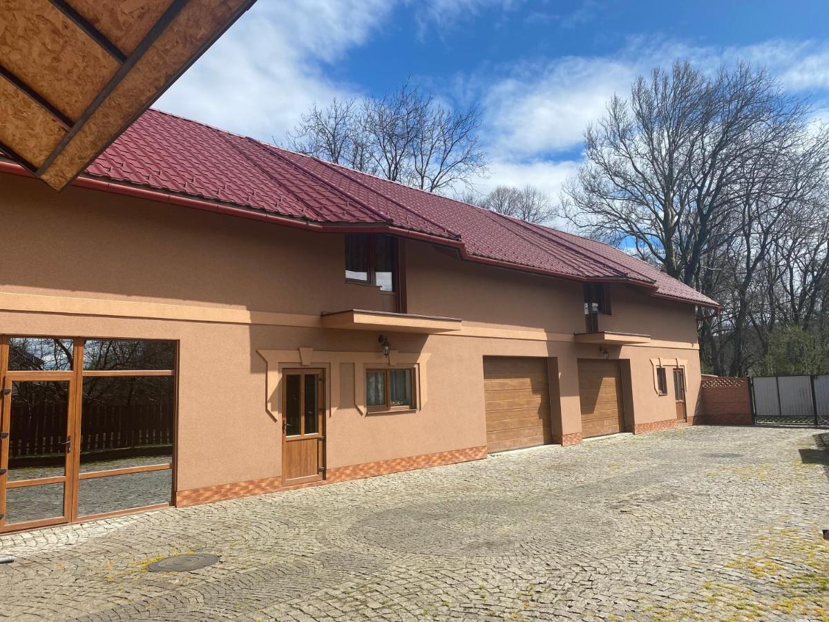 Катерина Hotel Chynadiyovo Eksteriør billede