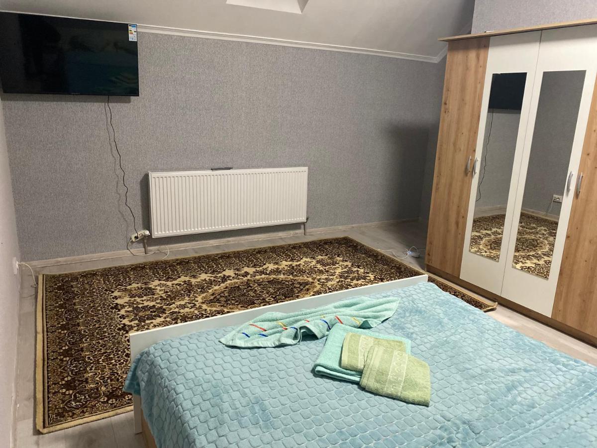 Катерина Hotel Chynadiyovo Eksteriør billede